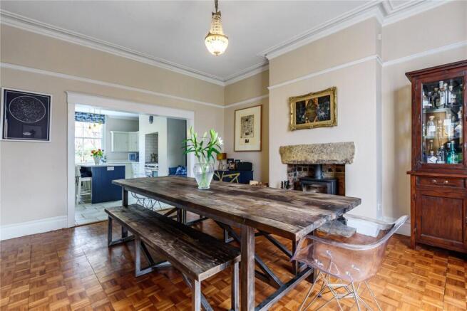 5 bed Terraced for sale Image 5