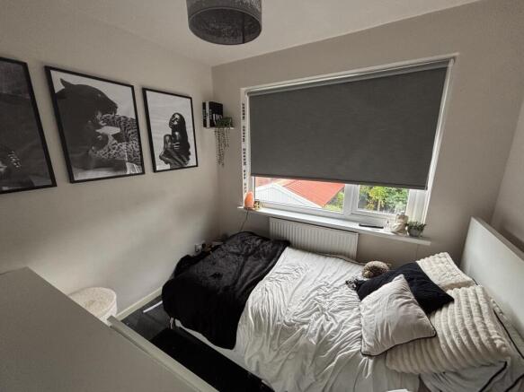 3 bed Semi-Detached for sale Image 8