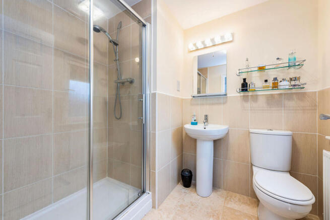 En-Suite Shower Wc