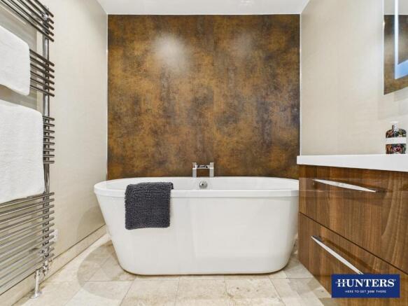 Master En-Suite