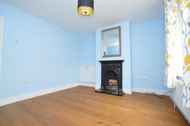 Living Room pic2