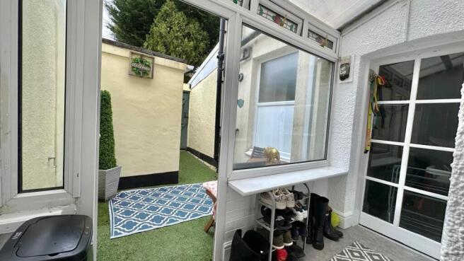 3 bed Terraced for sale Image 7