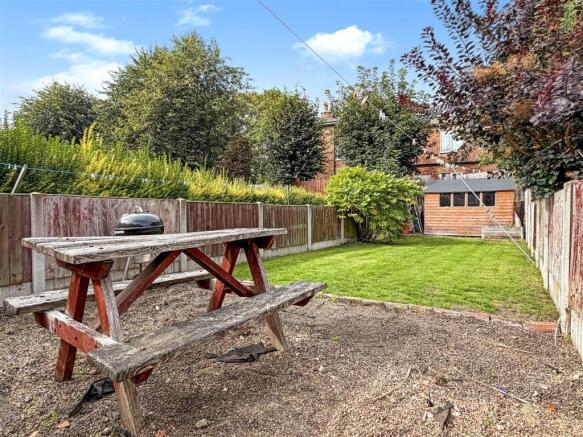 Well-Appointed Rear Garden 416