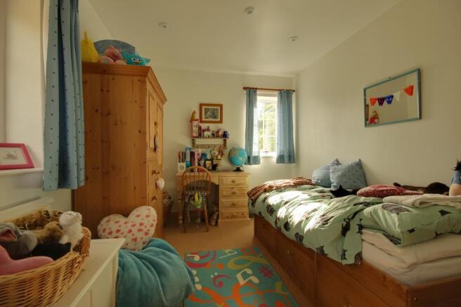 Bedroom 2 (Double)