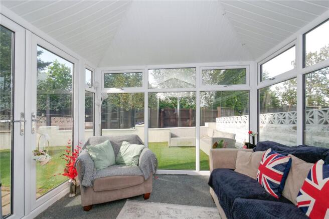 4 bed Semi-Detached for sale Image 6