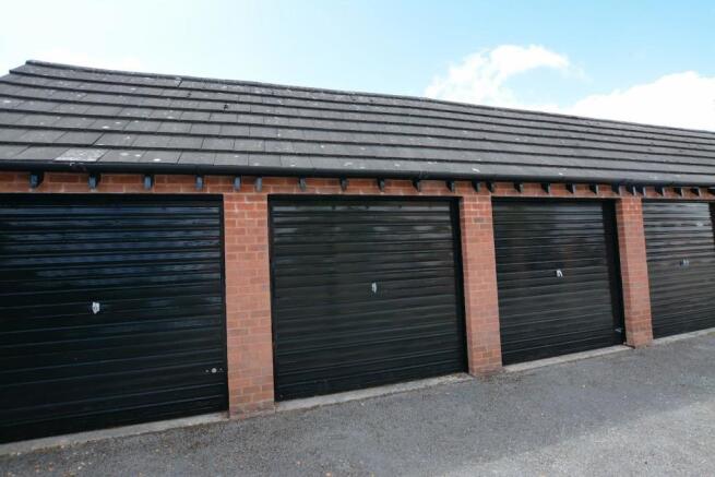 Garage.JPG