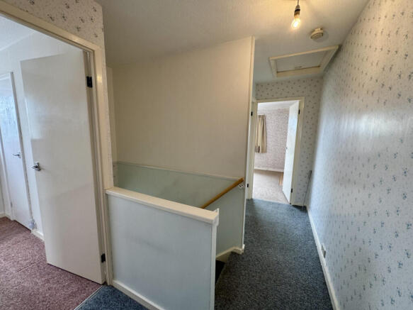 3 bed Semi-Detached for sale Image 4