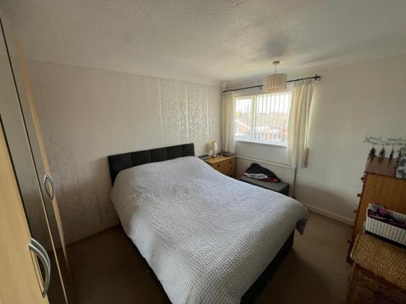 bedroom 3.jpg