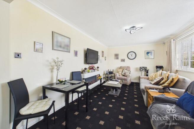 Towyn Way West, Towyn, Conwy, LL22 photo 4