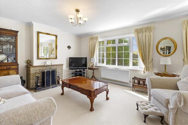 Sitting Room Area