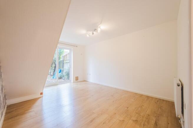 Stratton, Swindon, Wiltshire, SN3 photo 3