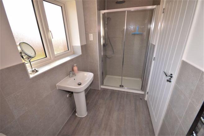 Ensuite Shower...
