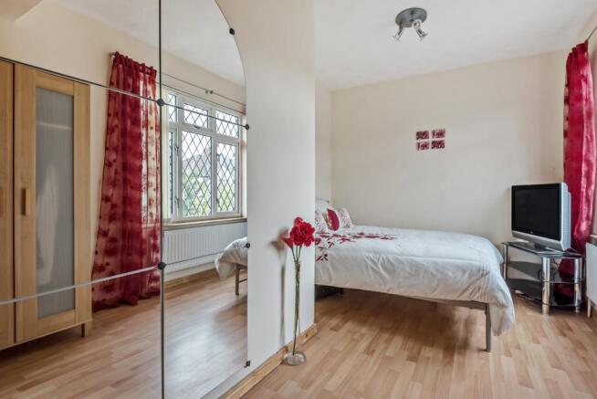 Bedroom (2)