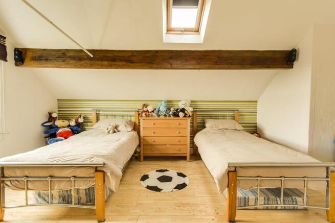 Bedroom Five/Play...