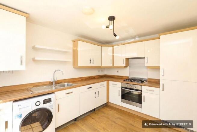 3 bed Semi-Detached for sale Image 4