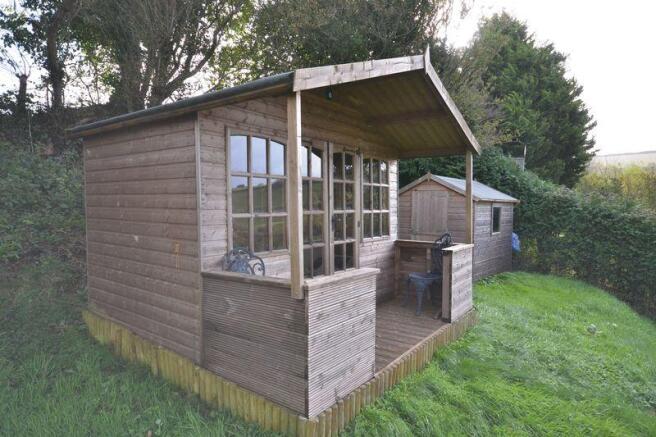 SUMMER HOUSE