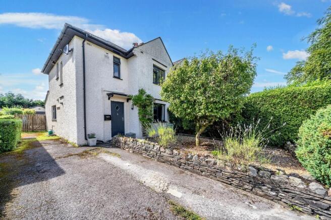 Driveway & front garden