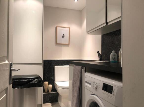 2 bed House to rent Image 4