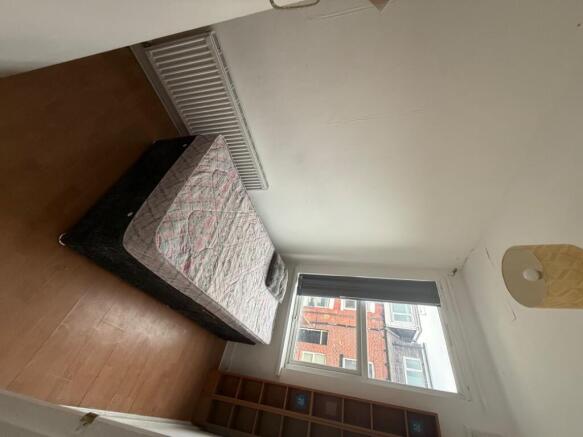 4 bed Detached to rent Image 6