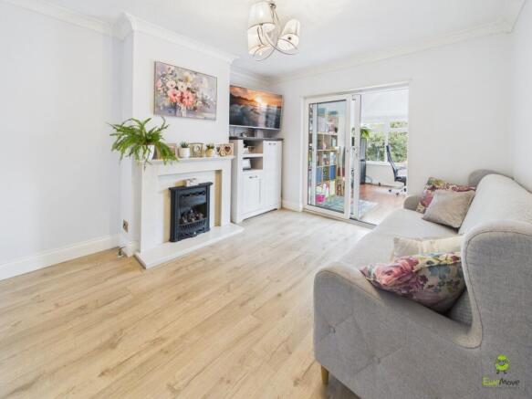 Presented by Clinton at EweMove Bexleyheath and Da
