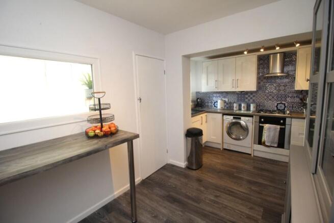 Kitchen / Breakfast Room