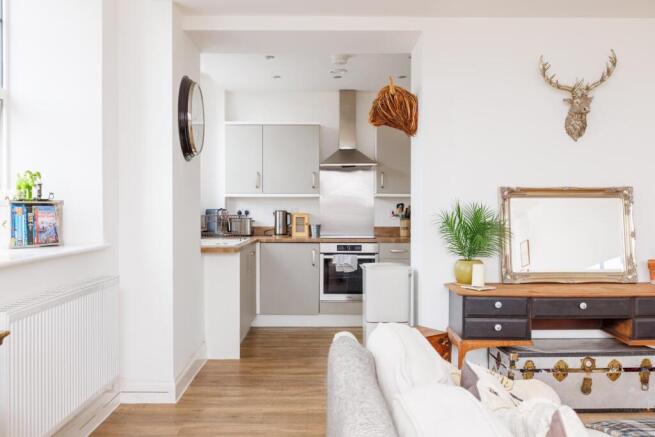 Flat 22 Captains House-8.jpg
