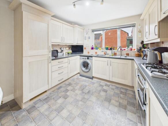 CAM04789G0-PR0026-STILL004