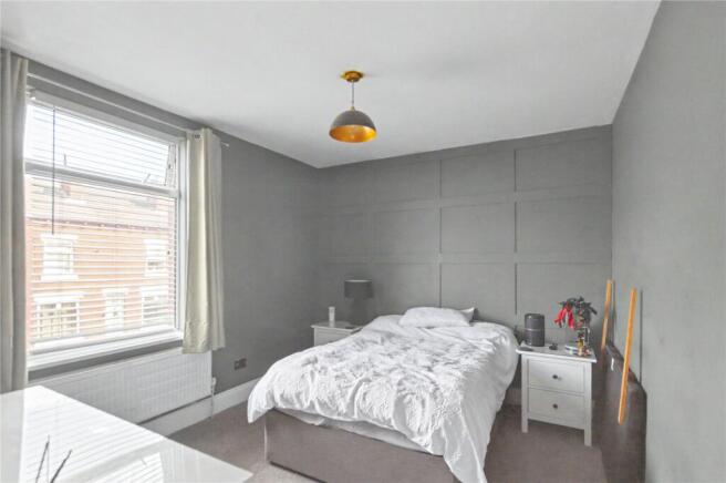 2 bed Terraced for sale Image 5
