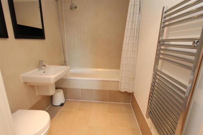 Bathroom.JPG