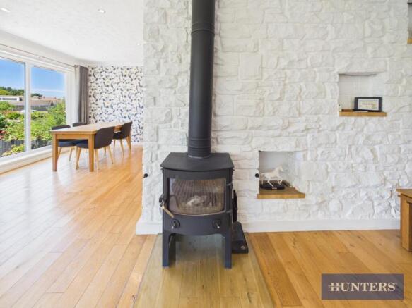 4 bed Detached for sale Image 5