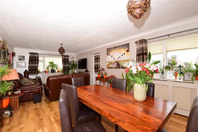 Lounge/Diner