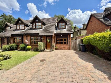 Vicarage Court, Cleckheaton
