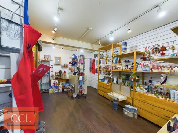 CAM03481G0-PR0074-STILL017