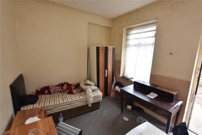 5 bed Terraced for sale Image 5