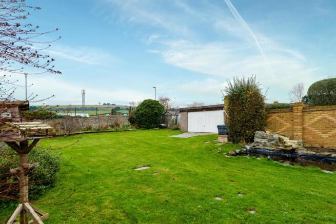 4 Littlehampton Road-6.jpg