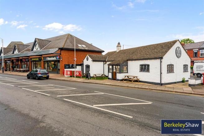 No 6 Bar Formby-12.jpg