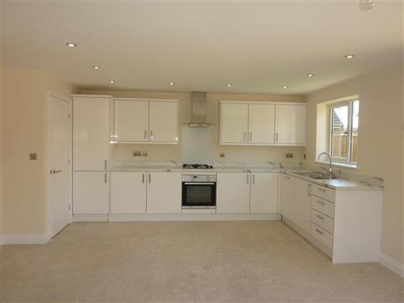 LIVING KITCHEN