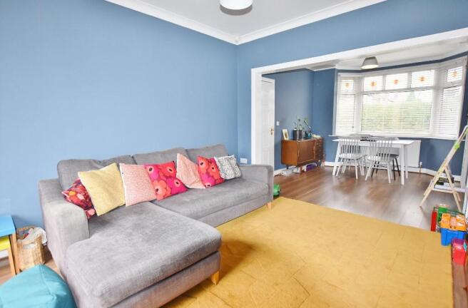 Lounge/dining room