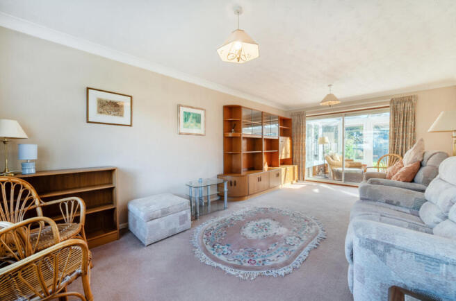 1-69d88dcb1f2b3-1...