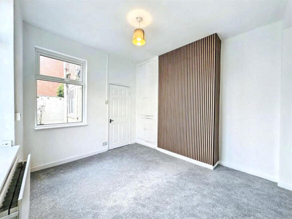 House in Goole, East Riding of Yorkshire - More