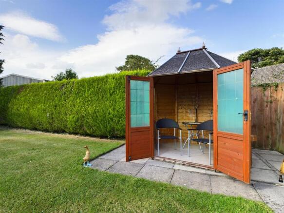 Rear Shed. jpg