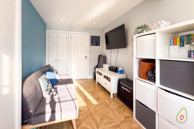 Photo 6