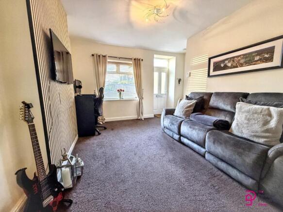 2 bed Cottage for sale Image 5