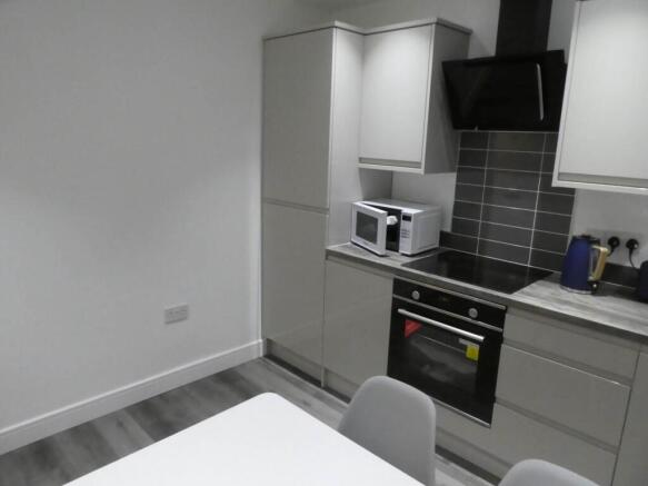 Kitchen diner (2)
