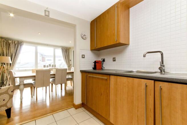 Kitchen Alt