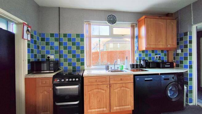 kitchen area.jpg