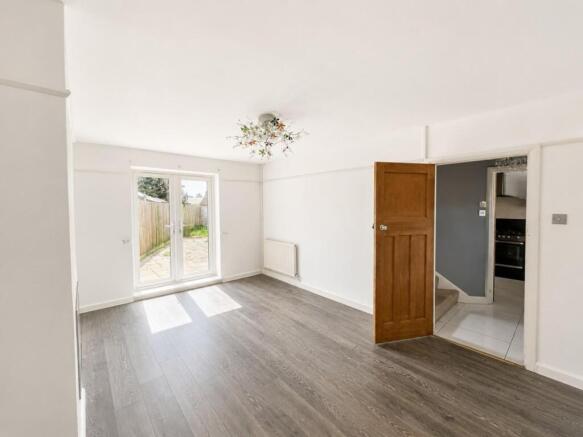 1 Draycott Cresent - Lounge.jpeg