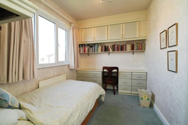 4 bed Detached for sale Image 11
