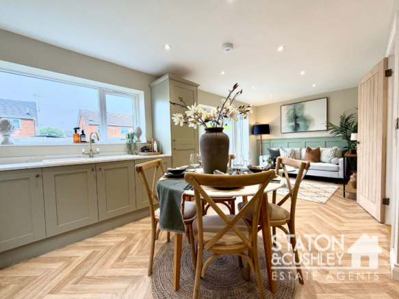 Farmcroft Road, Mansfield Woodhouse, NG19 photo 2