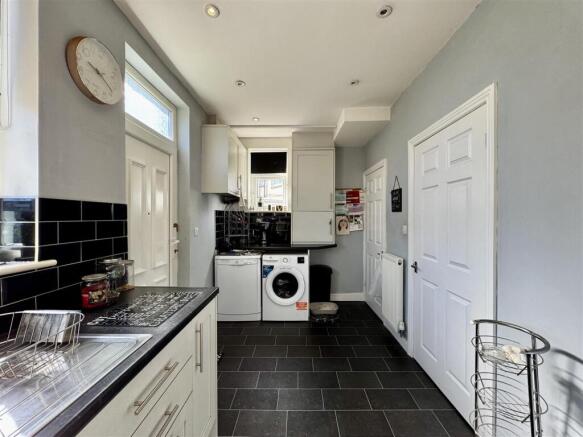 3 bed End of Terrace for sale Image 8